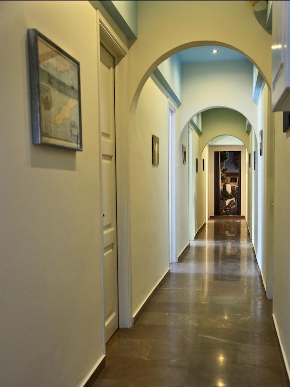 Theano Guesthouse Идра Экстерьер фото