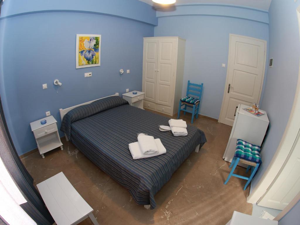 Theano Guesthouse Идра Экстерьер фото